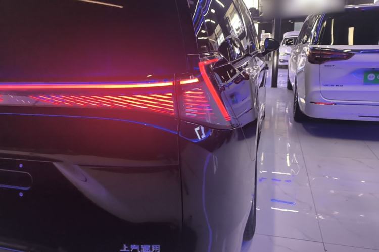 Used Buick Envision Family 2026 Luxury Edition Right Rear Taillight