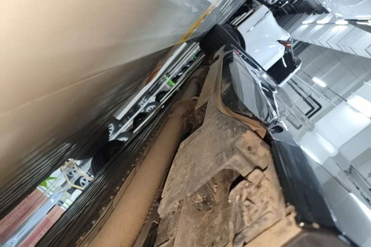 Used Buick Envision Family 2026 Luxury Edition Right Side Sill