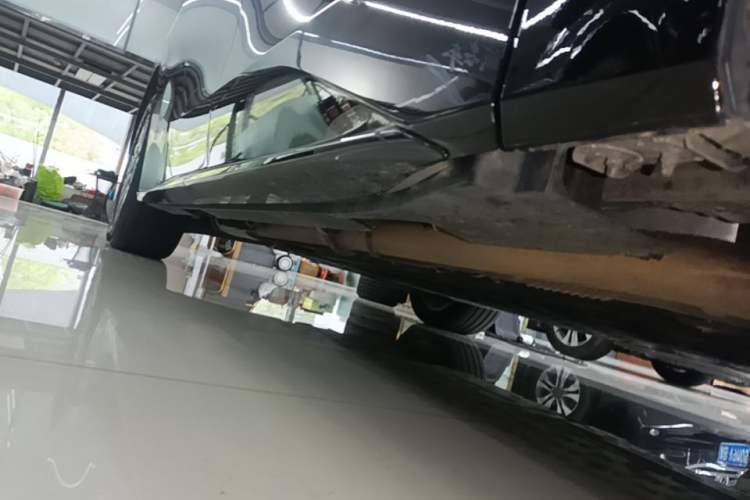Used Buick Envision Family 2026 Luxury Edition Right Side Sill