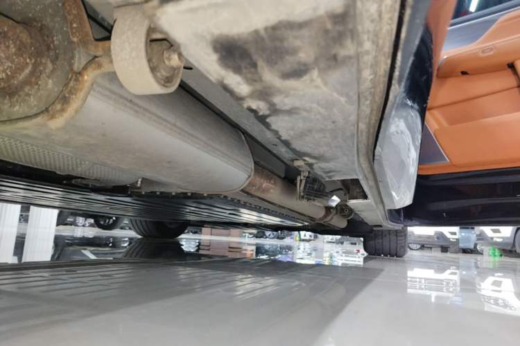 Used Buick Envision Family 2026 Luxury Edition Right Side Sill