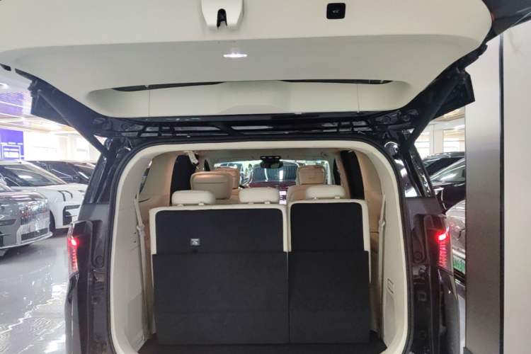 Used Buick Envision Family 2026 Luxury Edition Trunk