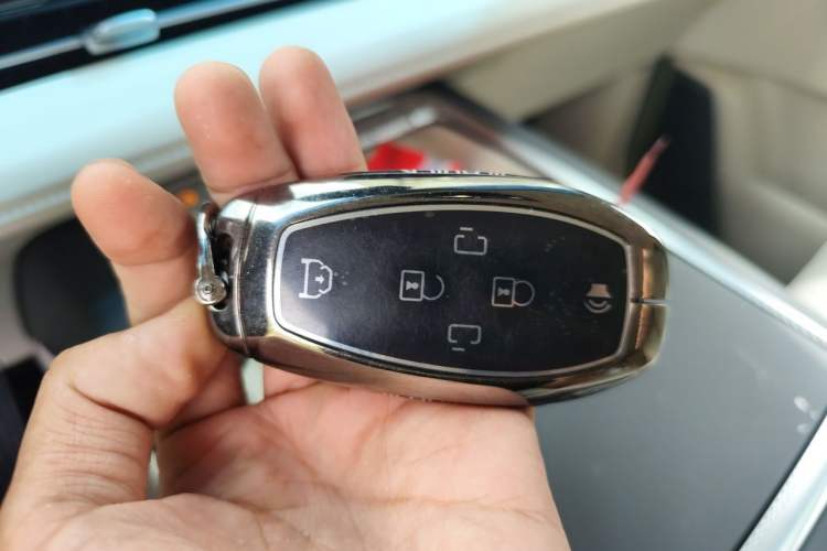 Used Buick Envision Family 2026 Luxury Edition Vehicle Key