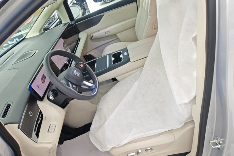 Used Buick Envision Family 2026 Luxury Edition Left Front Seat