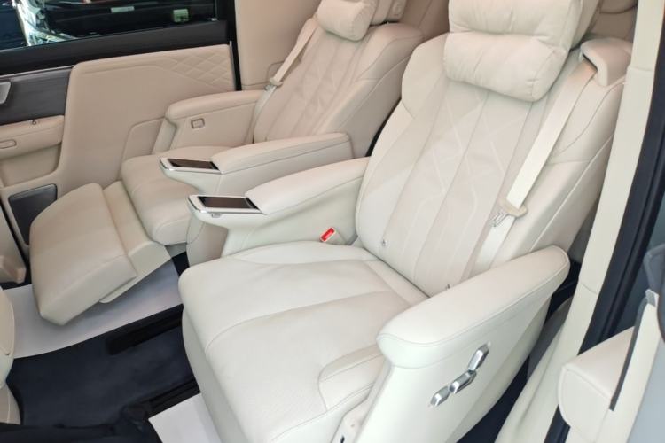 Used Buick Envision Family 2026 Luxury Edition Left Rear Seat