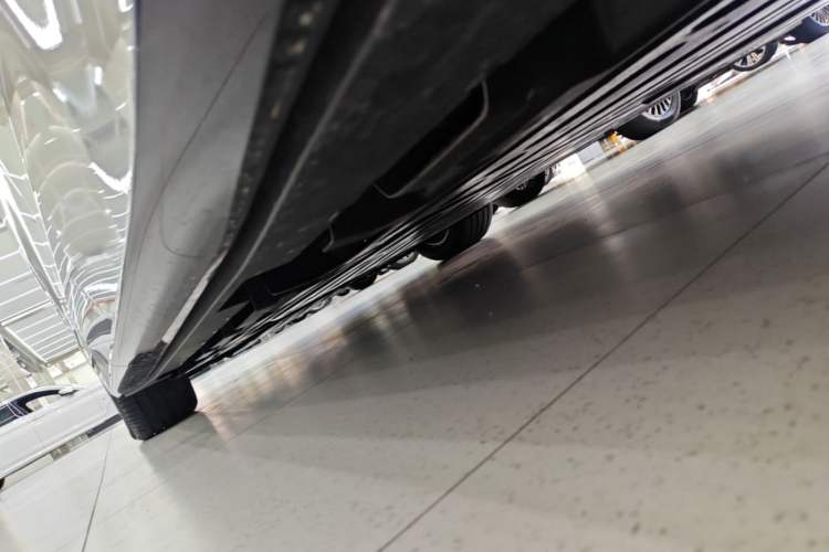 Used Buick Envision Family 2026 Luxury Edition Left Side Sill