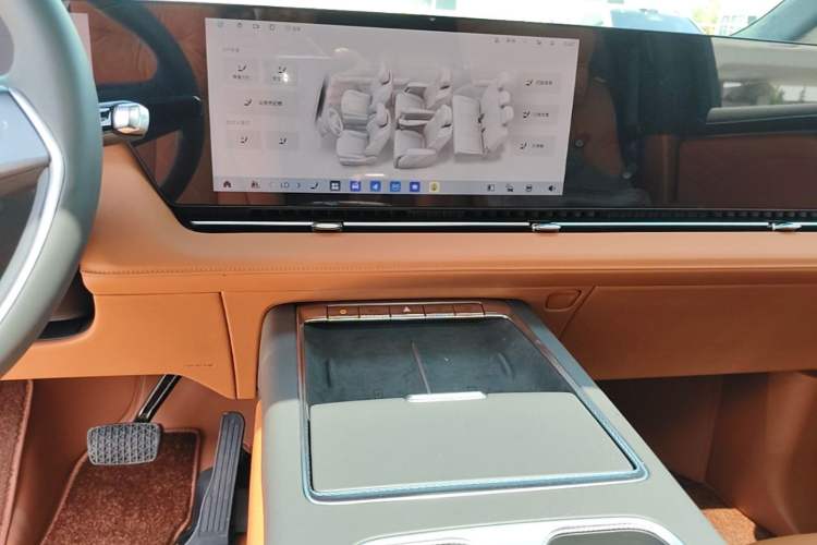 Used Buick Envision Family 2026 Luxury Edition Audio And AC Panel