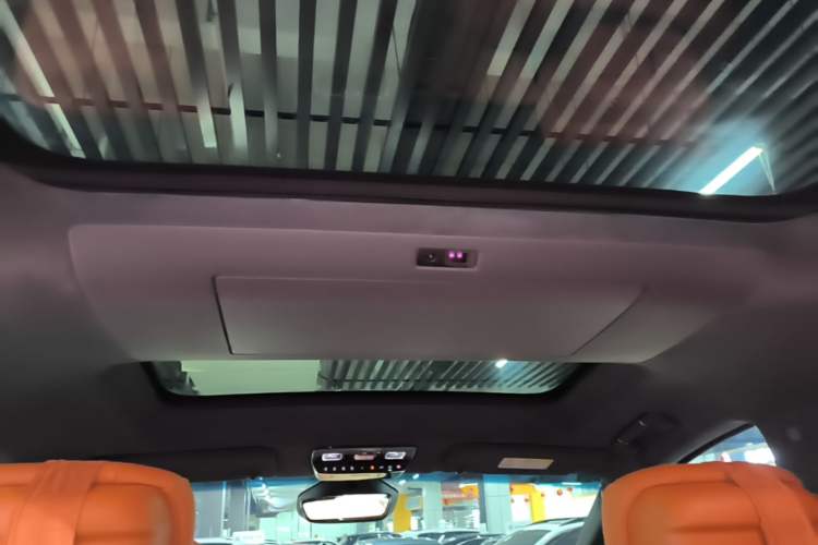 Used Buick Envision Family 2026 Luxury Edition Headliner