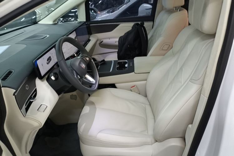 Used Buick Envision Family 2026 Luxury Edition Left Front Seat