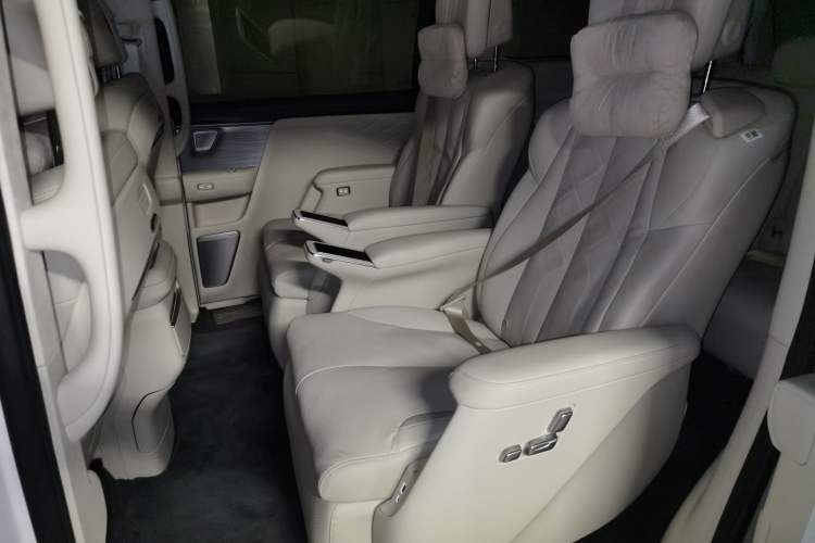 Used Buick Envision Family 2026 Luxury Edition Left Rear Seat