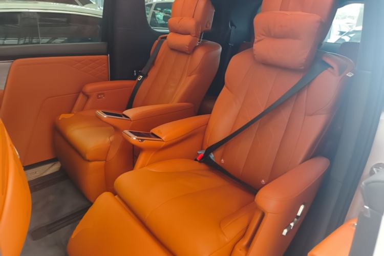 Used Buick Envision Family 2026 Luxury Edition Left Rear Seat