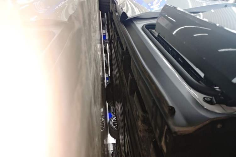 Used Buick Envision Family 2026 Luxury Edition Left Side Sill