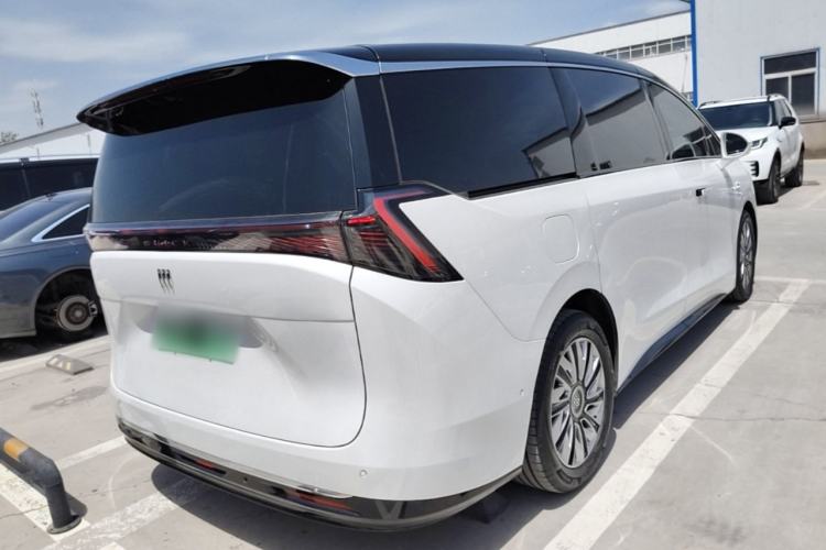 Used Buick Envision Family 2026 Luxury Edition Rear Right 45 Deg