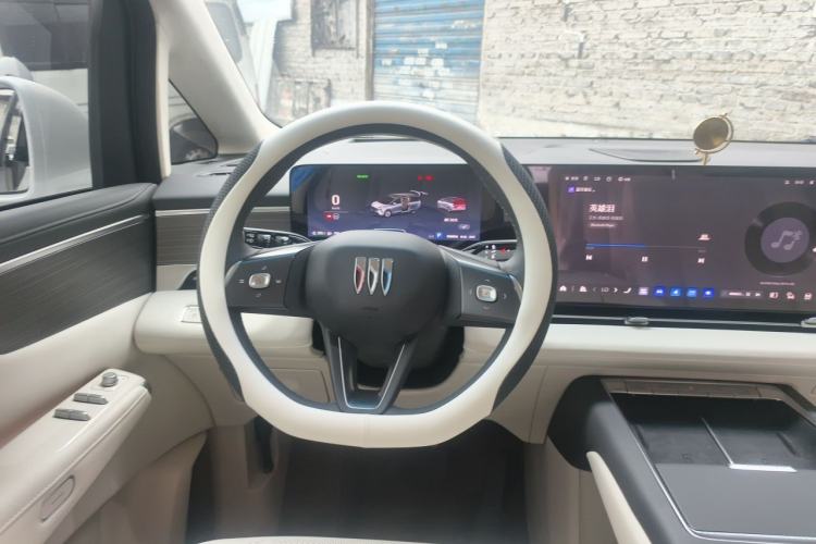 Used Buick Envision Family 2026 Luxury Edition Steering Wheel