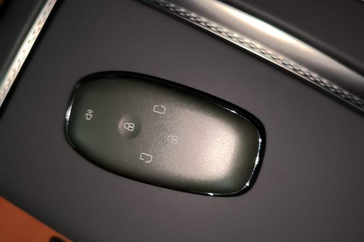 Used Buick Envision Family 2026 Luxury Edition Vehicle Key