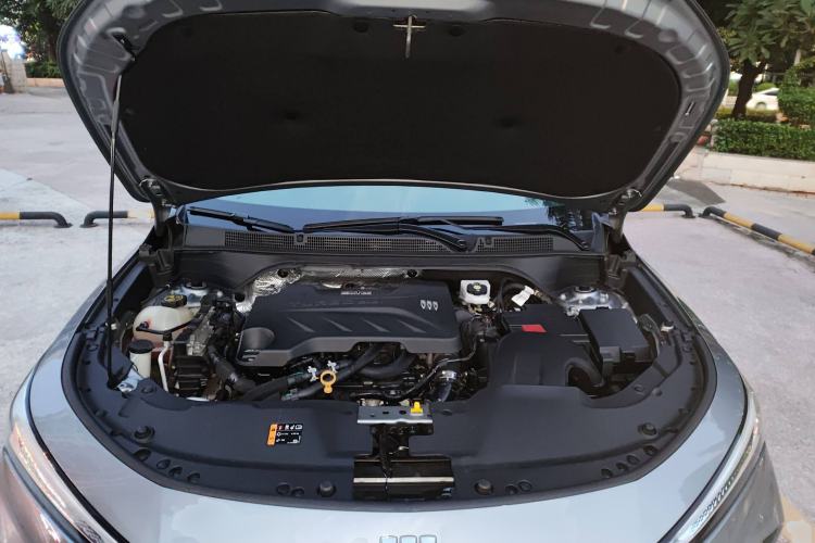 Used Buick Envista 2022 1.5T GS Fuel-Efficient Version Engine Bay