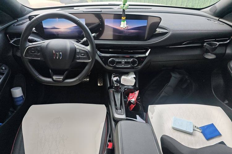 Used Buick Envista 2022 1.5T GS Trendy Ignition Edition Center Console