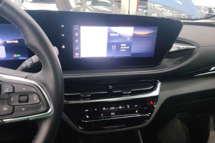Used Buick Envista 2022 1.5T GS Fuel-Efficient Version Audio And AC Panel