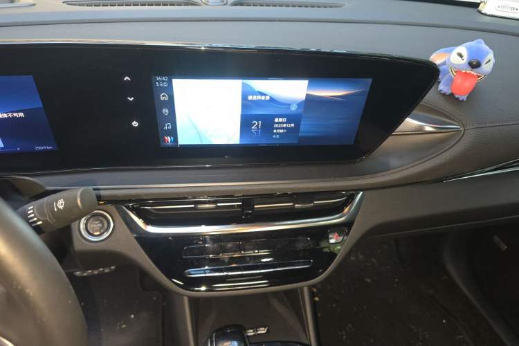 Used Buick Envista 2022 1.5T GS Fuel-Efficient Version Audio And AC Panel