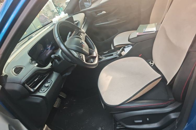 Used Buick Envista 2022 1.5T GS Fuel-Efficient Version Left Front Seat
