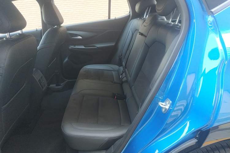 Used Buick Envista 2022 1.5T GS Fuel-Efficient Version Left Rear Seat