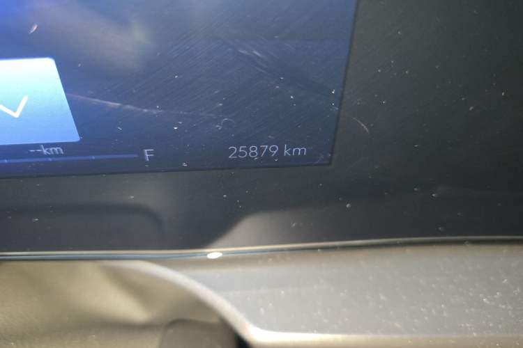 Used Buick Envista 2022 1.5T GS Fuel-Efficient Version Odometer Close Up