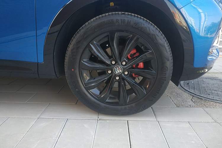 Used Buick Envista 2022 1.5T GS Fuel-Efficient Version Right Front Wheel Hub