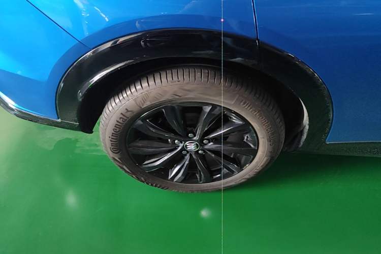 Used Buick Envista 2022 1.5T GS Fuel-Efficient Version Right Rear Wheel Hub