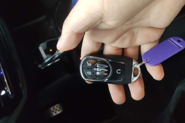 Used Buick Envista 2022 1.5T GS Fuel-Efficient Version Vehicle Key