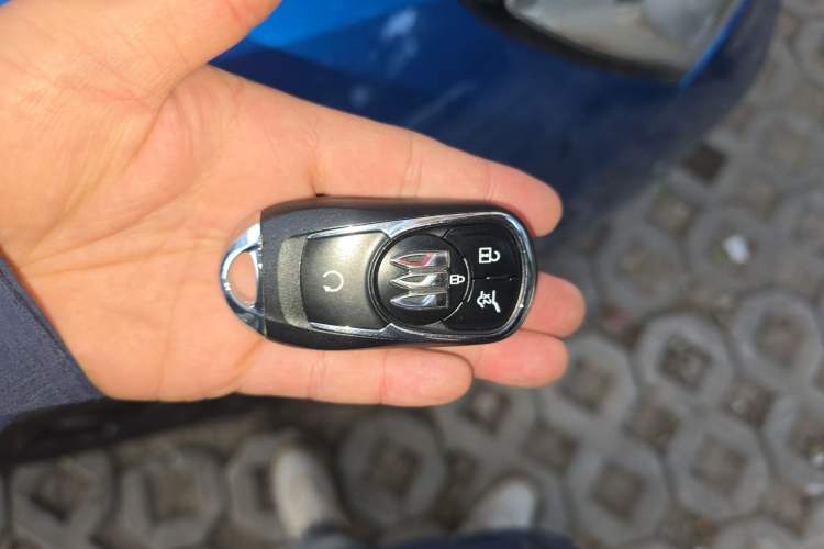Used Buick Envista 2022 1.5T GS Fuel-Efficient Version Vehicle Key
