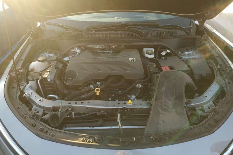 Used Buick Envista 2022 1.5T GS Fuel-Efficient Version Engine Bay