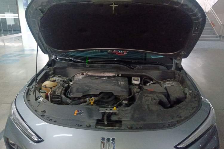 Used Buick Envista 2022 1.5T GS Fuel-Efficient Version Engine Bay
