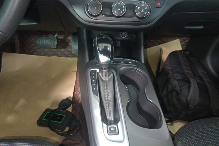 Used Buick Envista 2022 1.5T Smart Edition Gear Lever