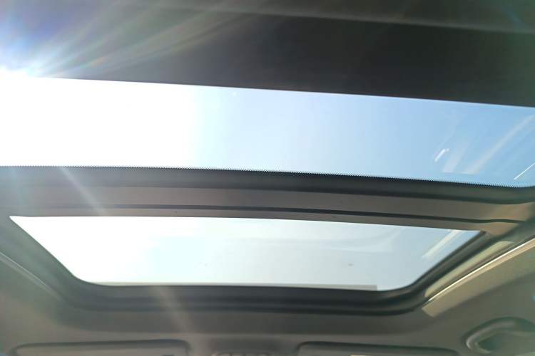 Used Buick Envista 2022 1.5T GS Trendy Ignition Edition Headliner
