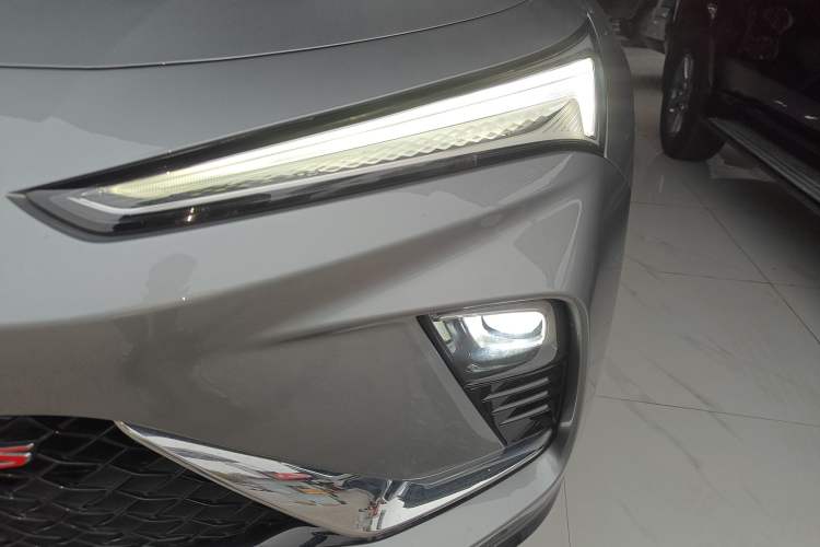 Used Buick Envista 2022 1.5T GS Fuel-Efficient Version Left Front Headlight