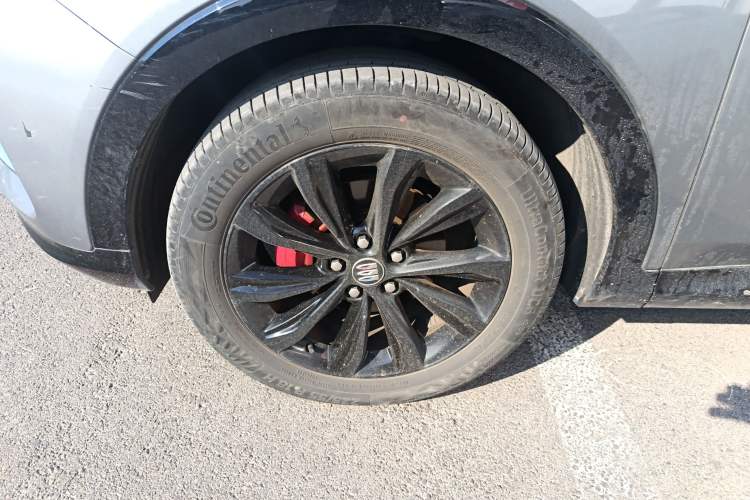 Used Buick Envista 2022 1.5T GS Trendy Ignition Edition Left Front Wheel Hub