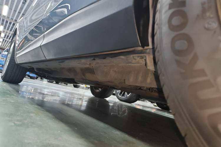 Used Buick Envista 2022 1.5T Enjoyment Edition Left Side Sill