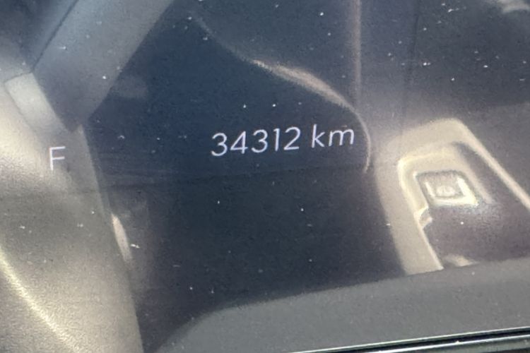 Used Buick Envista 2022 1.5T GS Fuel-Efficient Version Odometer Close Up
