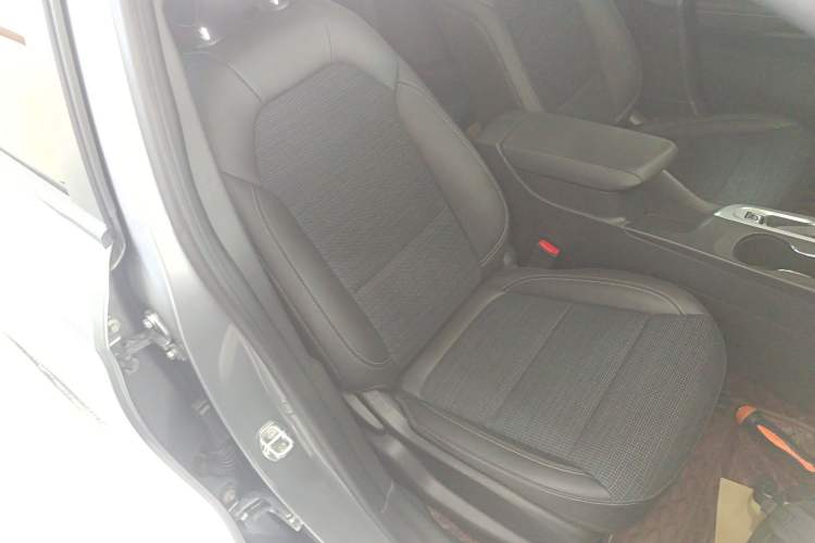 Used Buick Envista 2022 1.5T Smart Edition Right Front Seat