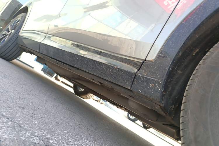 Used Buick Envista 2022 1.5T GS Trendy Ignition Edition Right Side Sill