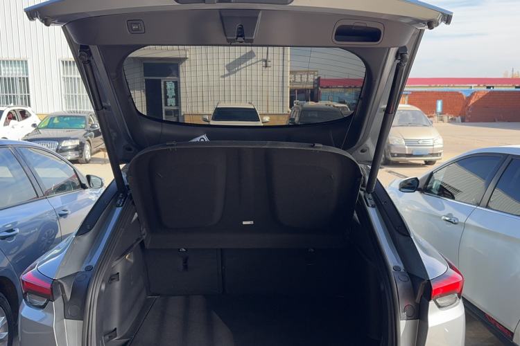 Used Buick Envista 2022 1.5T GS Fuel-Efficient Version Trunk