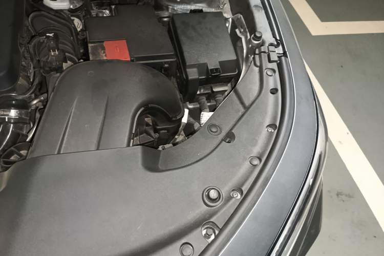 Used Buick Envista 2022 1.5T Smart Edition Engine Bay Left