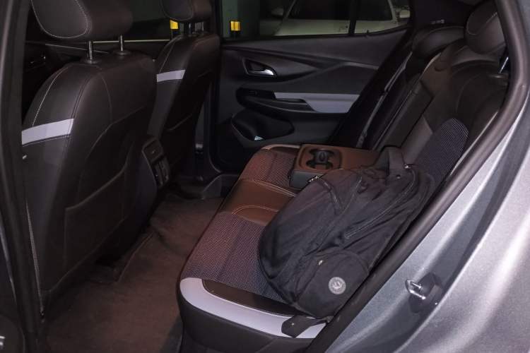 Used Buick Envista 2022 1.5T Smart Edition Left Rear Seat
