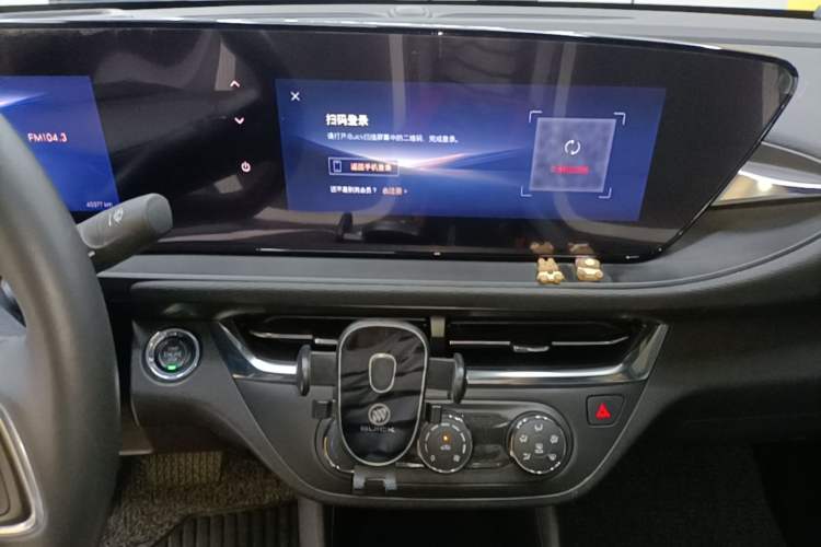 Used Buick Envista 2022 1.5T Smart Edition Audio And AC Panel