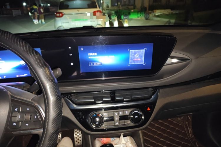 Used Buick Envista 2022 1.5T GS Trendy Ignition Edition Audio And AC Panel