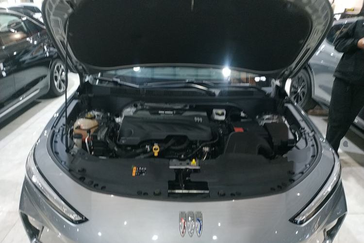 Used Buick Envista 2022 1.5T GS Fuel-Efficient Version Engine Bay