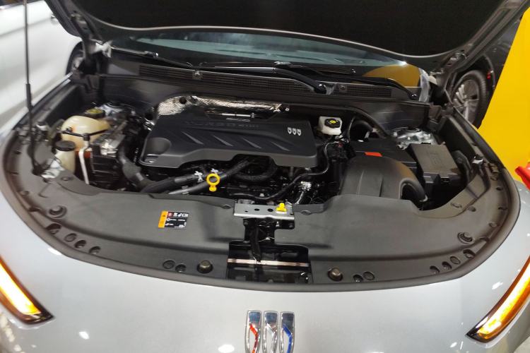 Used Buick Envista 2022 1.5T Smart Edition Engine Bay