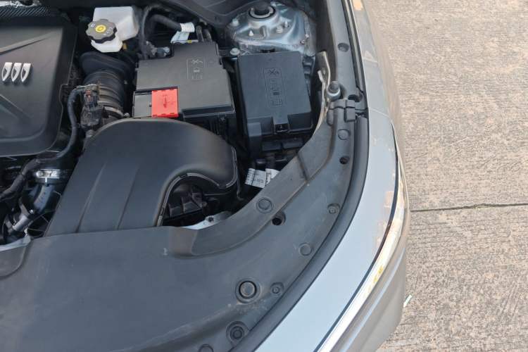 Used Buick Envista 2022 1.5T Smart Edition Engine Bay Left