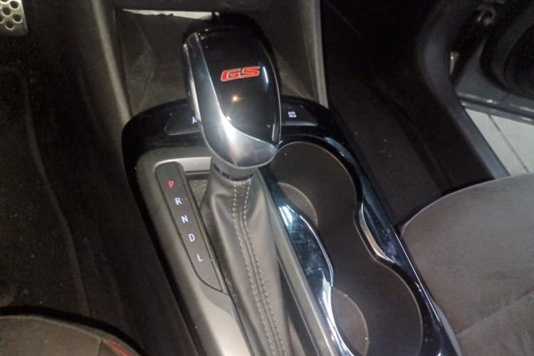 Used Buick Envista 2022 1.5T GS Fuel-Efficient Version Gear Lever