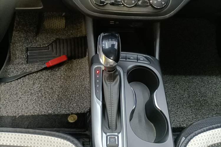 Used Buick Envista 2022 1.5T Smart Edition Gear Lever