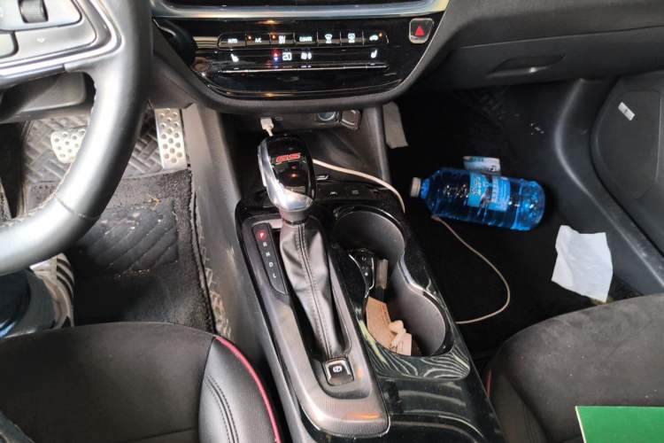Used Buick Envista 2022 1.5T GS Fuel-Efficient Version Gear Lever